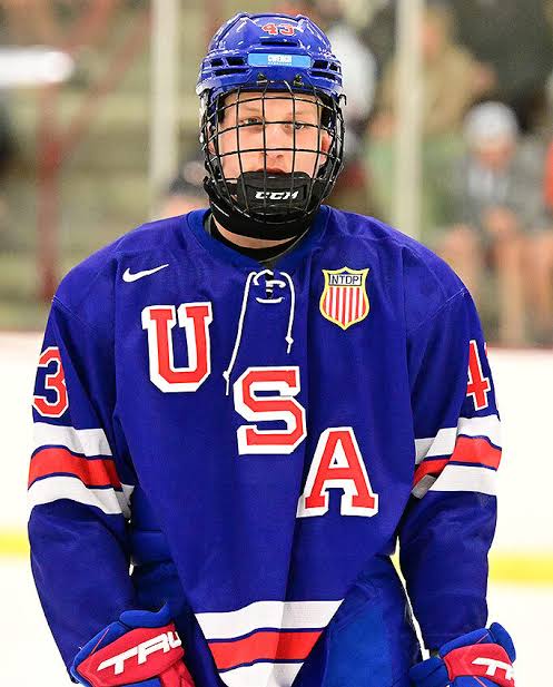 United States hockey prospect